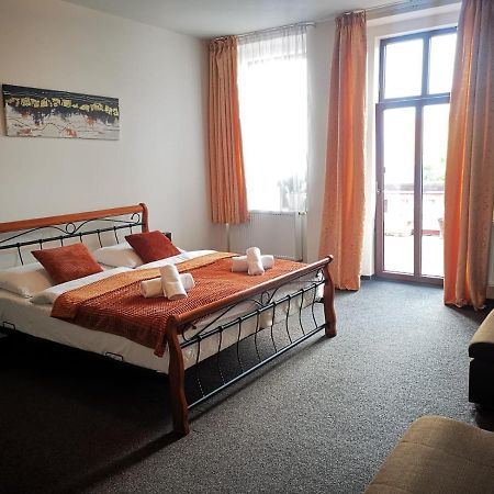 Hotel Palackeho 135 Mělník Kültér fotó