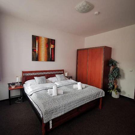 Hotel Palackeho 135 Mělník Kültér fotó